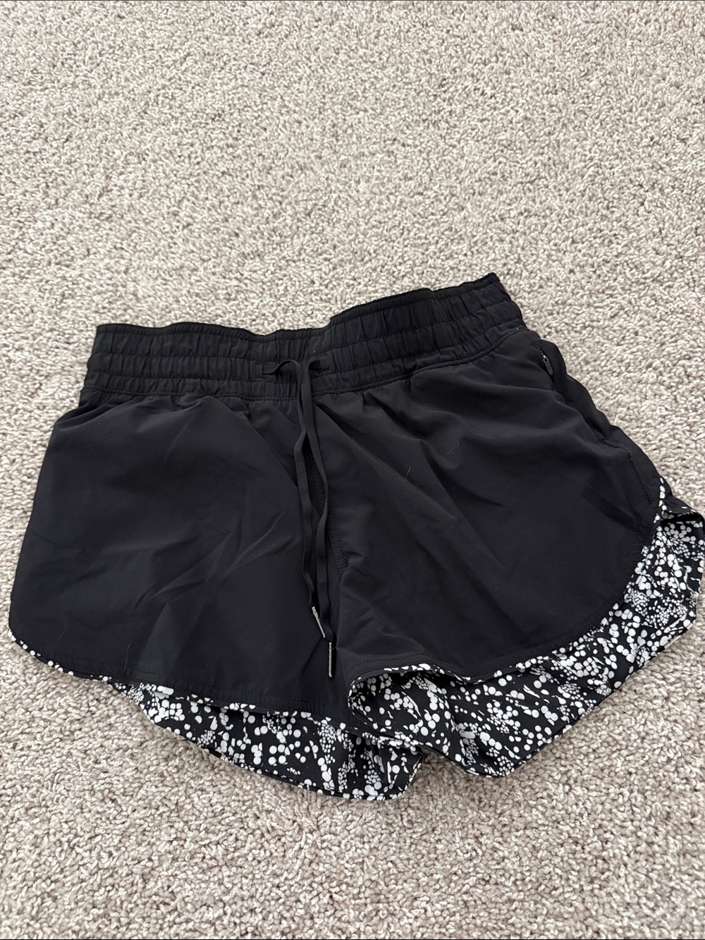 Lululemon Women’s Black reversible Active Shorts
